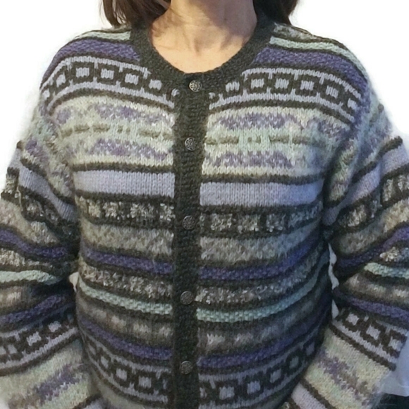 Northern Isles Wool Scottish Cardigan Sweater - Picture 5 of 16